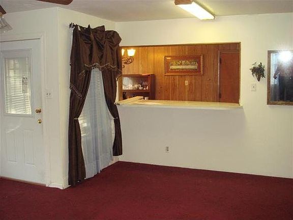 3rd image of 1524 Green Ave