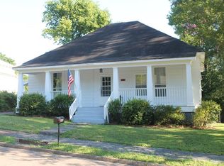424 Wood St, Water Valley, MS 38965