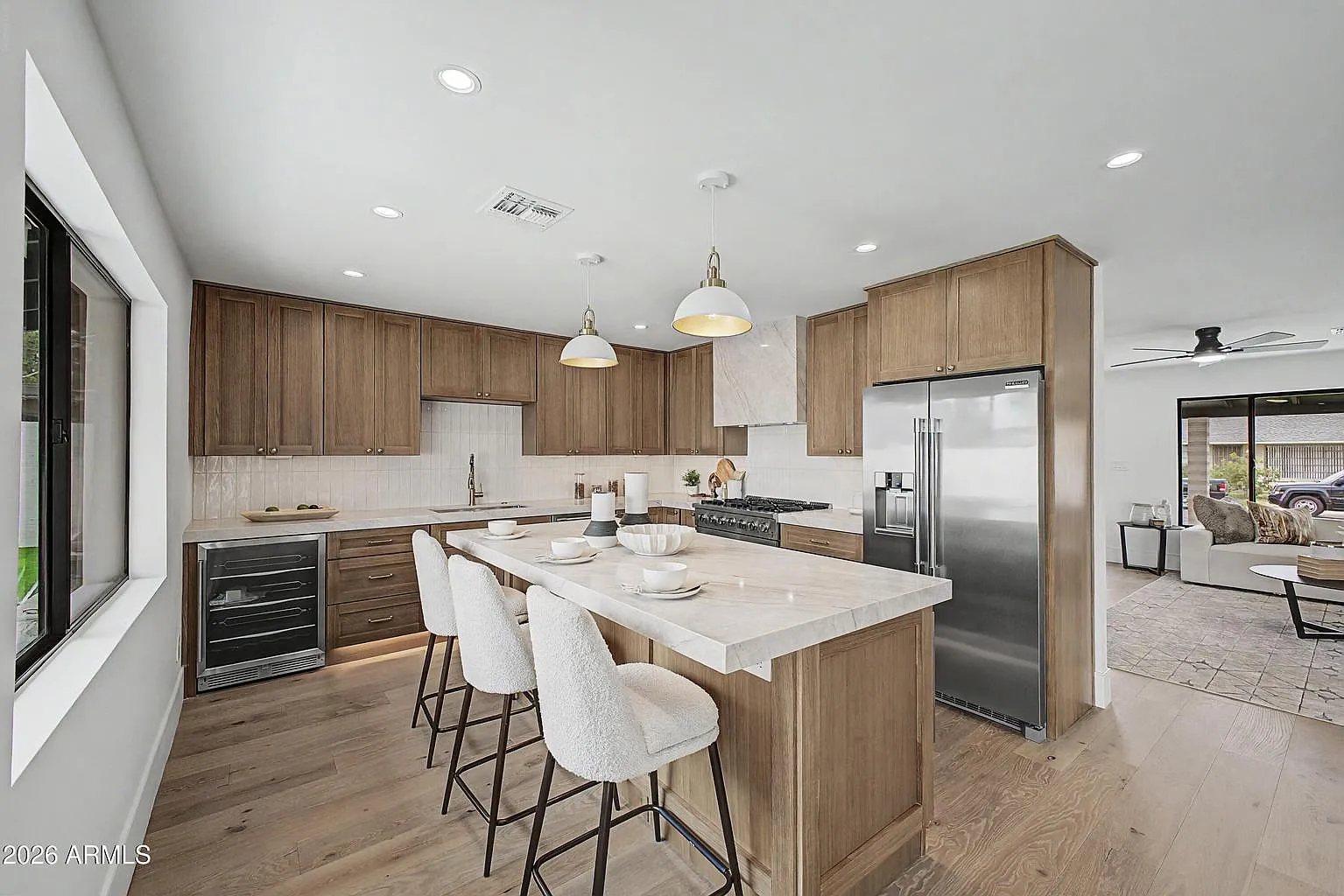 3 bed, 1720 sqft, $4,495 — Photo 1