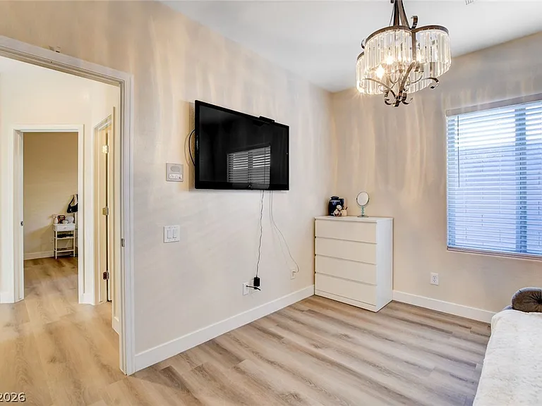 2649 Rue Marquette Ave — Photo 38
