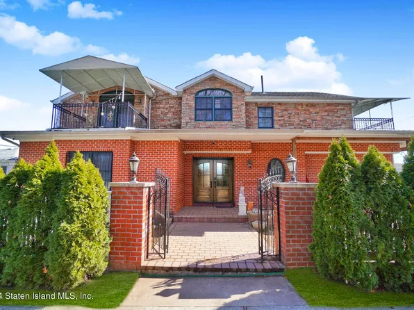 11 Spratt Ave, Staten Island, NY 10306