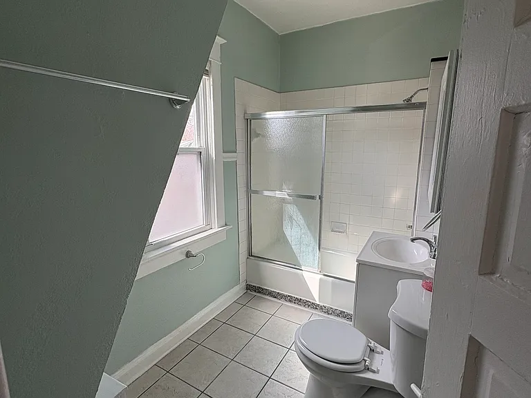 6112 W Madison St — Photo 4