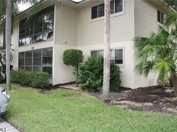 5713 Foxlake Dr APT 4, North Fort Myers, FL 33917