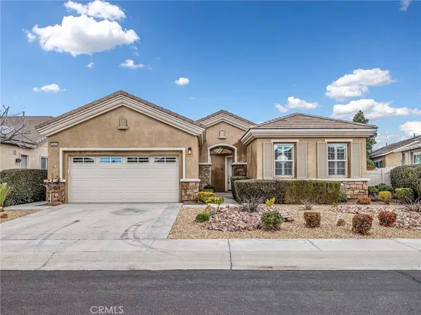 19420 Verbena St, Apple Valley, CA 92308