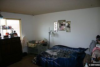 3rd image of 949 Crestwood Dr