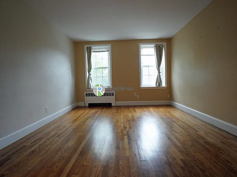 25 Englewood Ave #4 — Photo 1