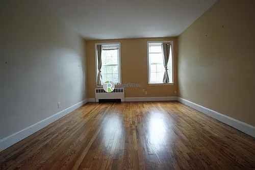 25 Englewood Ave #4 Photo 1