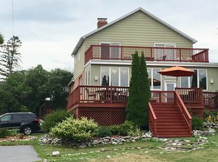 2176 E River Rd, Grand Island, NY 14072