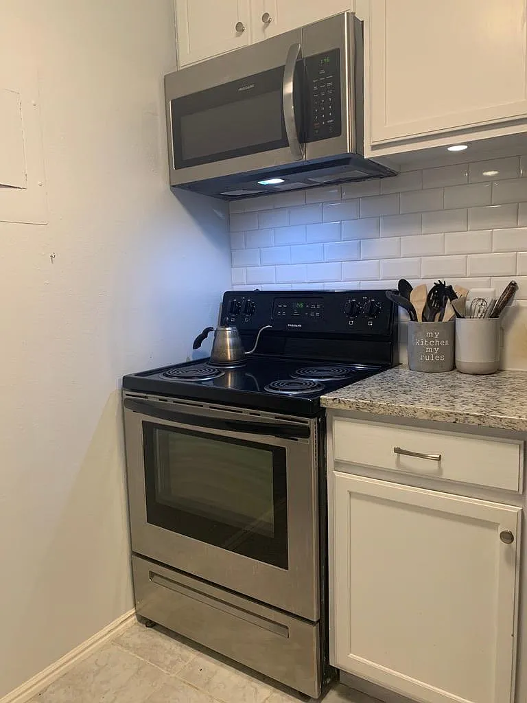 1200 Golden Cir — Photo 4