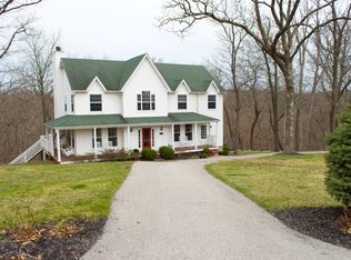 18790 Hayfield Meadow Dr, Chesterfield, MO