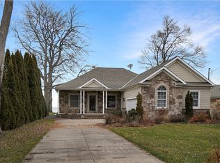 7593 Lakeshore Blvd, Madison, OH 44057