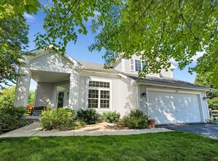 307 Woodhill Ln, Lake Villa, IL 60046