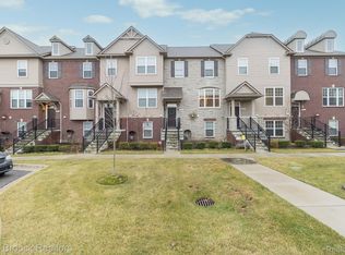 2944 Glenbar Cir UNIT 85, Rochester, MI 48307