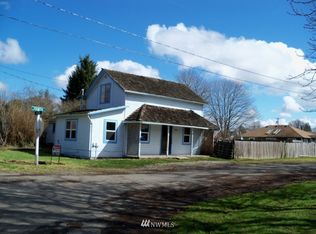 322 W 4th St, Roy, WA 98580