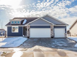 429 Wicker Dr, Huxley, IA 50124
