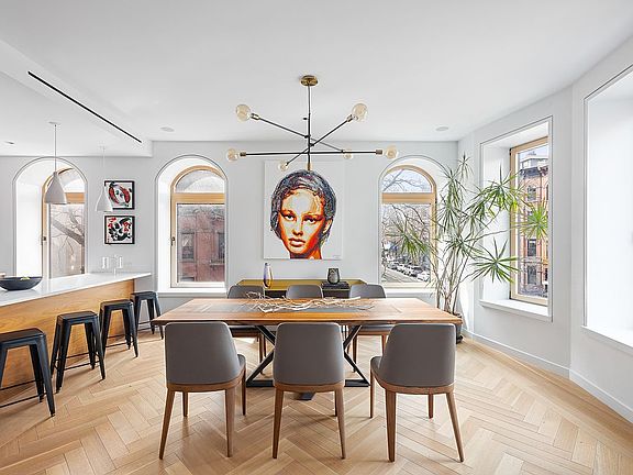 4th image of 343 6th Ave APT 2