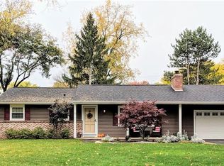 15 Keswick Way, Fairport, NY 14450