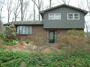 13 Wildwood Dr, Piscataway, NJ
