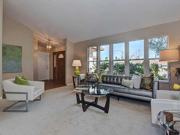 2nd image of 1646 Canna Ln