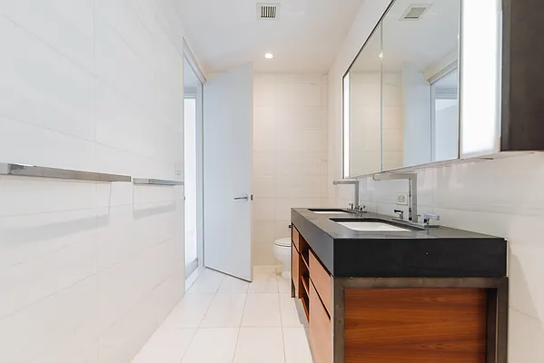 Sold by Harmonycity Corp. | media 23