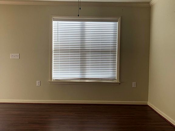 4th image of 230 Boyington Dr