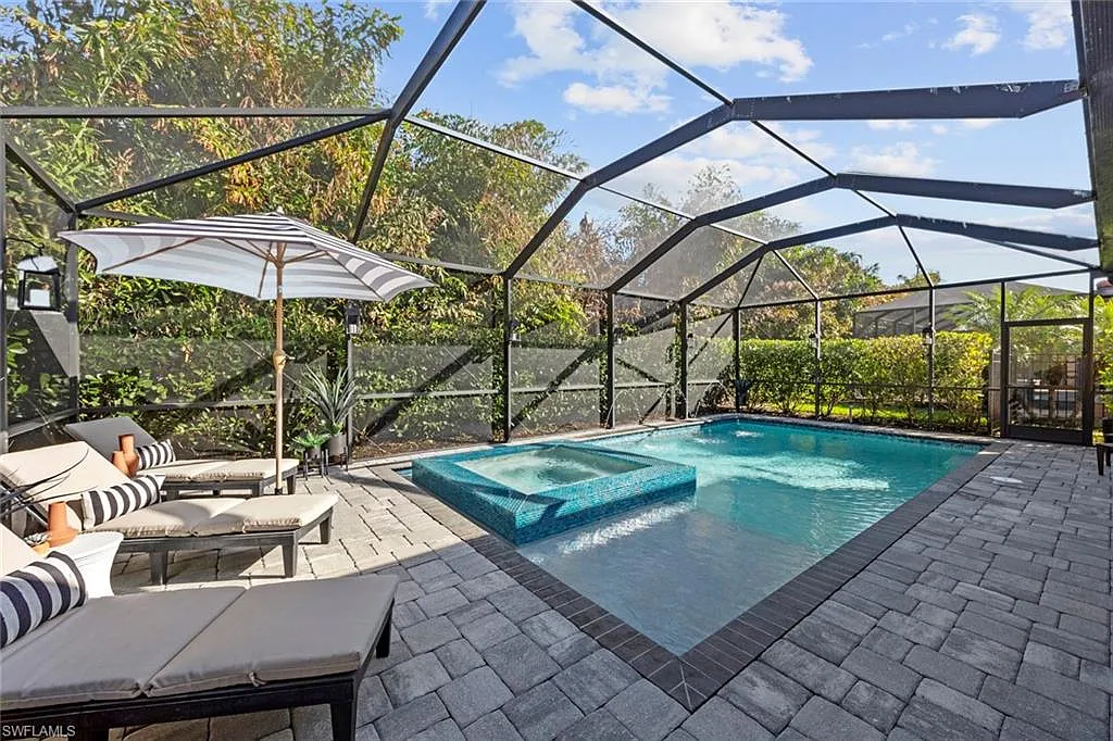 3 bed, 2.0 bath, 1998 sqft, $7,900 — Photo 3