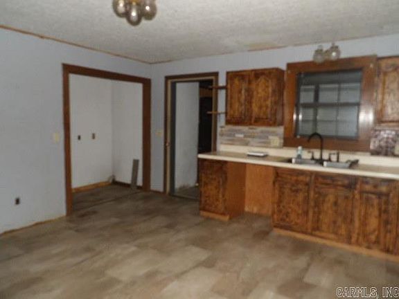 4th image of 1436 County Road 356