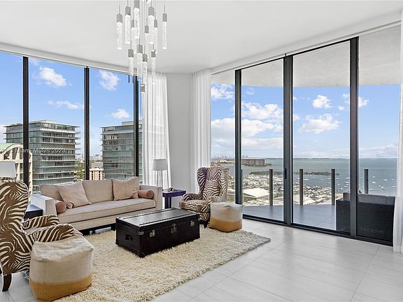 5th image of 2811 S Bayshore Dr Unit 20D
