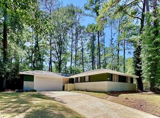 819 Briarwood Dr, Jackson, MS 39211