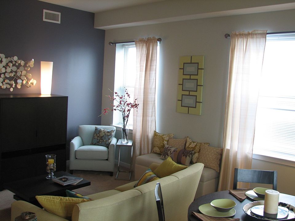 1st image of 331 Justison St APT 615