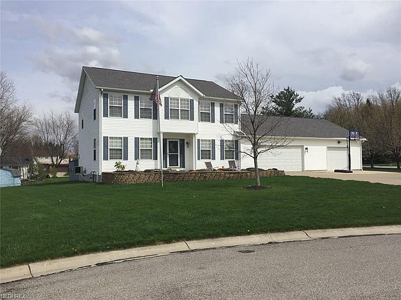 2nd image of 1460 Silver Lake Dr
