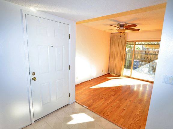 2nd image of 5164 Greenberry Dr