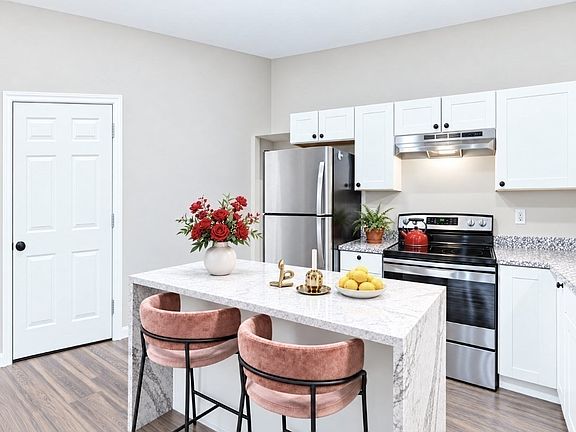 2nd image of 35 Cedar St APT 6