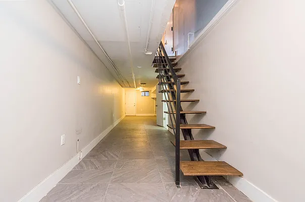 Rented by Nooklyn NYC LLC | media 31