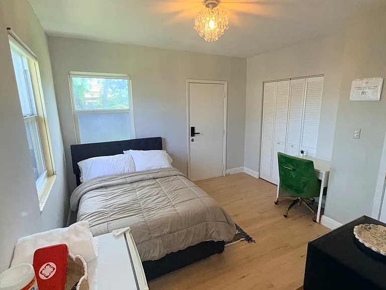 201 Flagler Dr — Photo 11