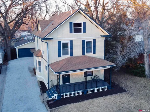 7012 Francis St, Lincoln, NE 68505