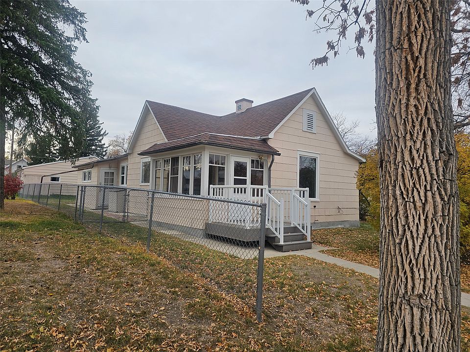 1st image of 1504 6th Ave N