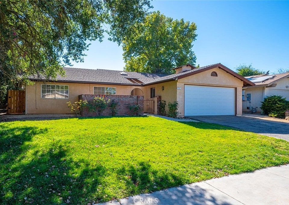 1st image of 215 Golden Meadow Dr