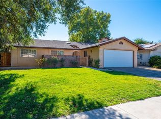 215 Golden Meadow Dr, Paso Robles, CA 93446