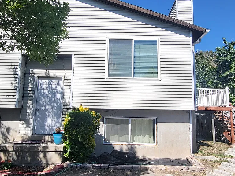 2216 W Heatherglen Dr #HOME — Photo 2