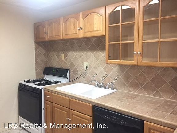 2nd image of 25093 Redlands Blvd