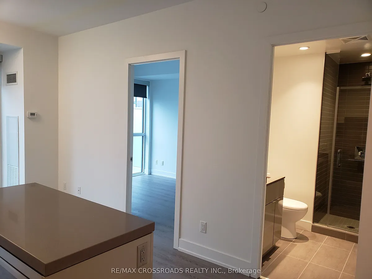 Building Photo - 7 Grenville St #3313