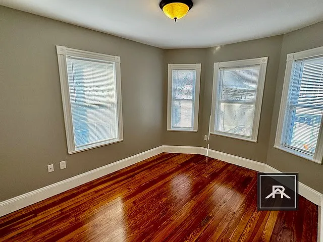 35 Adamson St #2 — Photo 6