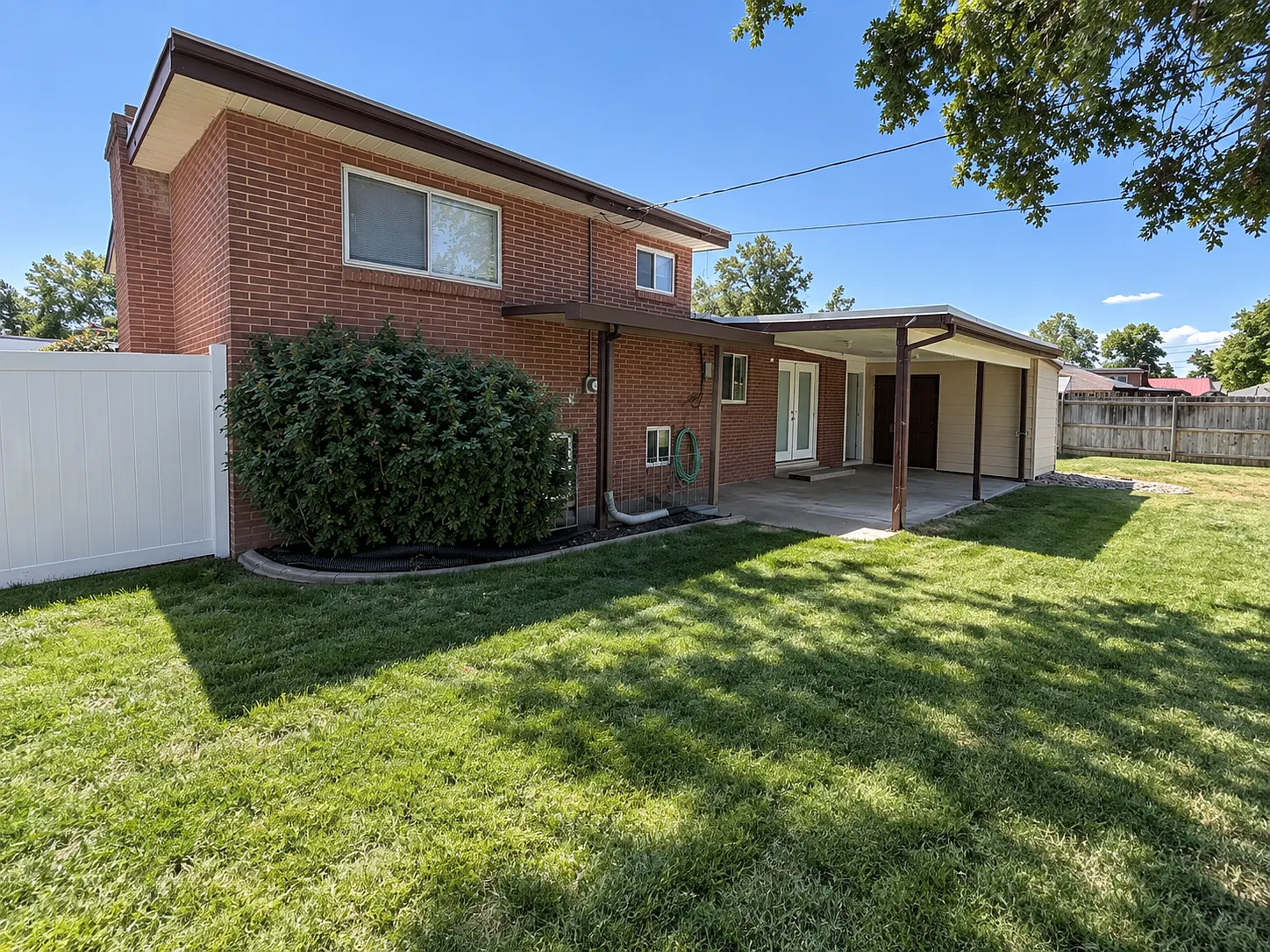 3 bed, 1750 sqft, $2,150 — Photo 2
