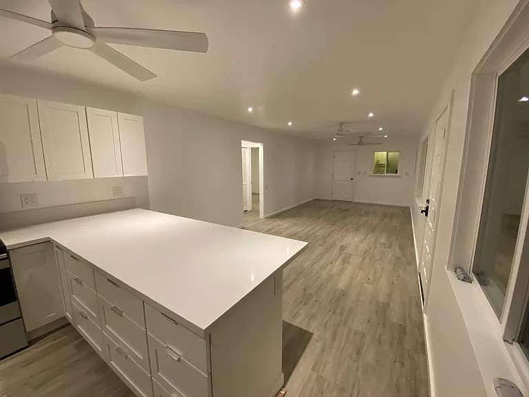 402 E Lanikaula St #A — Photo 17