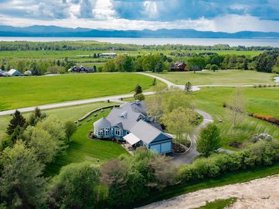 400 Crosswinds Road, Charlotte, VT, 05445