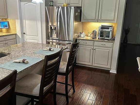 5th image of 33 Mayo Ct #1