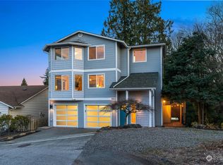 1002 Angle Ln, Everett, WA 98201