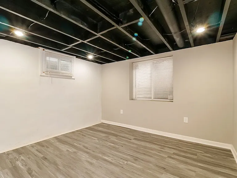 11311 Cleveland Ave — Photo 10