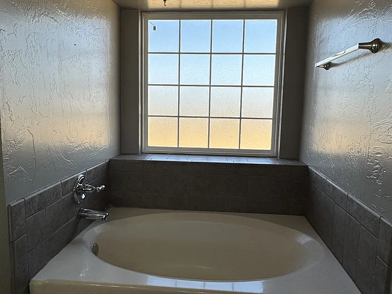 2237 Scissortail Landing Dr — Photo 13